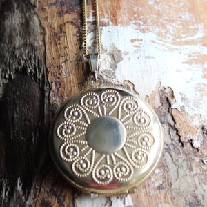 Vintage Round  Polished Brass Locket with Embossed Filigree Flower Motif