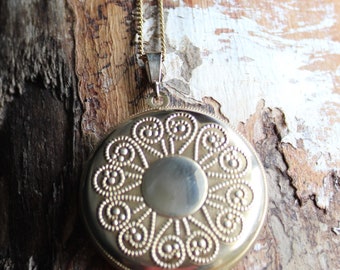 Vintage Round  Polished Brass Locket with Embossed Filigree Flower Motif