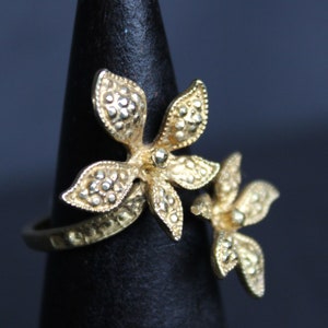 Large Vintage Style Adjustable Brass Double Flower Ring