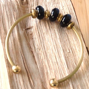 Vintage Style Brass Cuff Bangle with Black Agate and Brass Beads