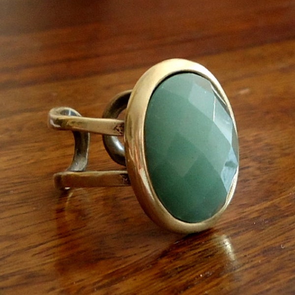 Adjustable Vintage Style Oval Faceted Aventurine Stone Ring