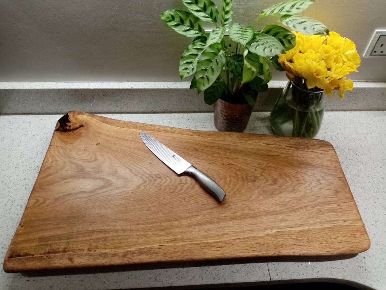 Chopping board Live Edge Solid Oak Max81 x 49 x 4 cmJames Etsy
