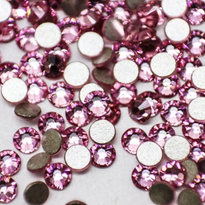 SWAROVSKI crystals LIGHT ROSE rhinestones gems stones flat back non hotfix for nail art and design