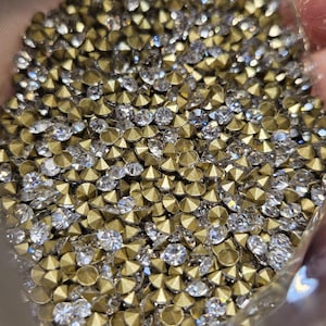 Swarovski Crystals Chaton Pointed back rhinestones Clear non hotfix