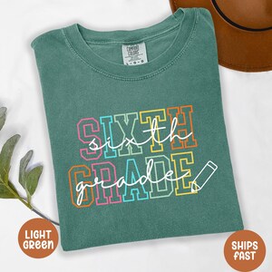 Chemise avec nom d'enseignant de 6e année confort, T-shirt personnalisé de l'équipe de 6e année, Équipe de 1re année personnalisée, Chemise de l'équipe de l'enseignant de 6e année