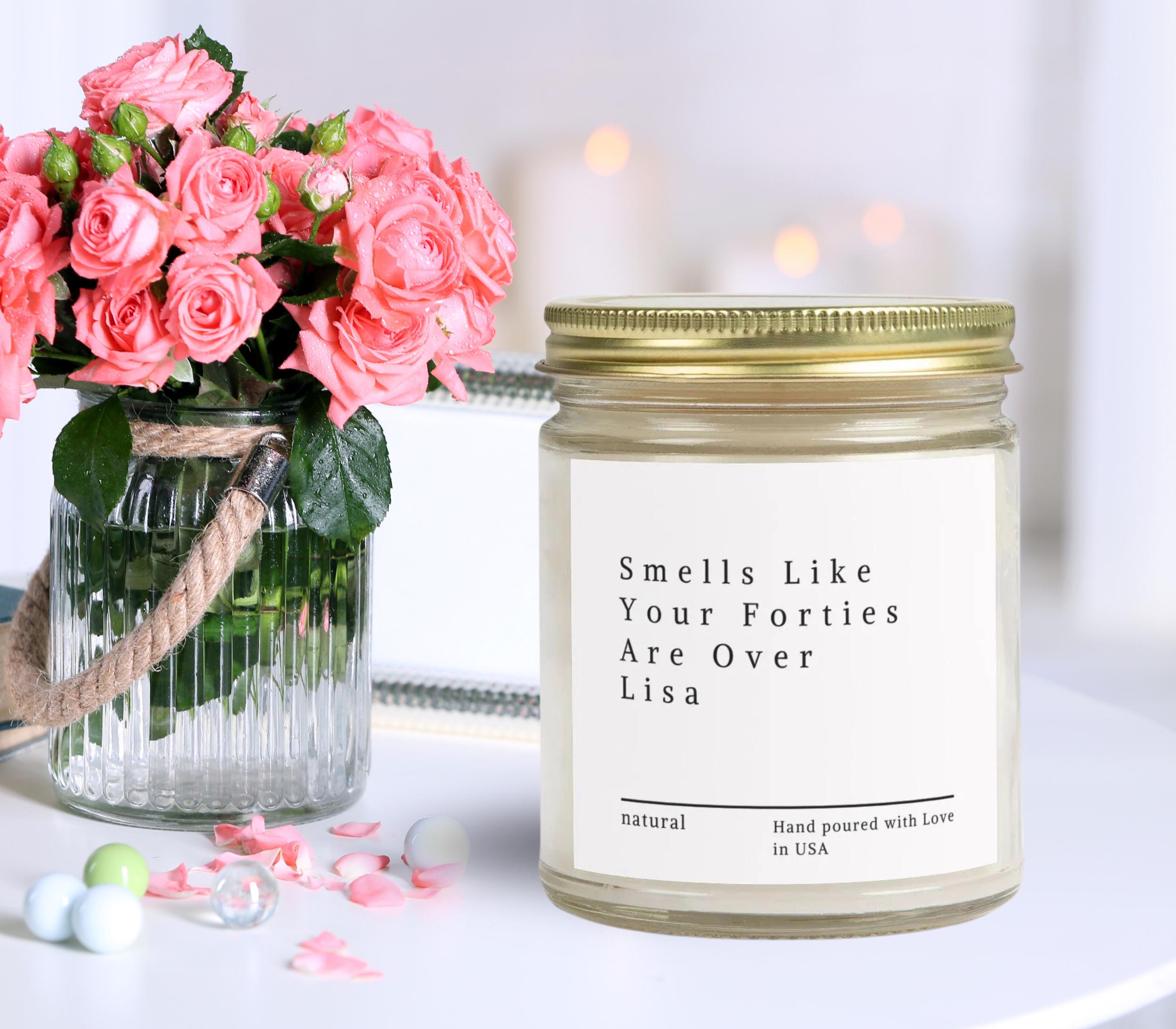 Candela Profumata 50° Compleanno “Smells Like You're Not In Your Forties Anymore” – Lavanda 270ml, Regalo Divertente