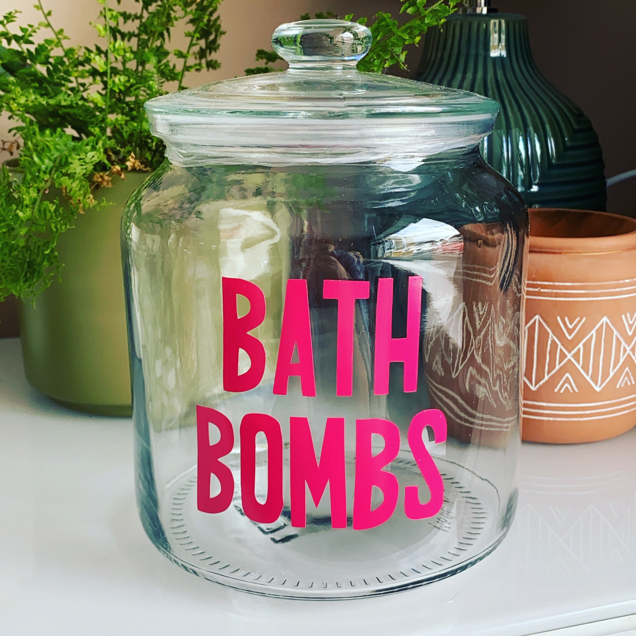 Bath Bomb glass storage jar personalised | Etsy