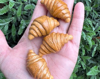 Croissant Magnet - Golden Pastry Croissant Magnets