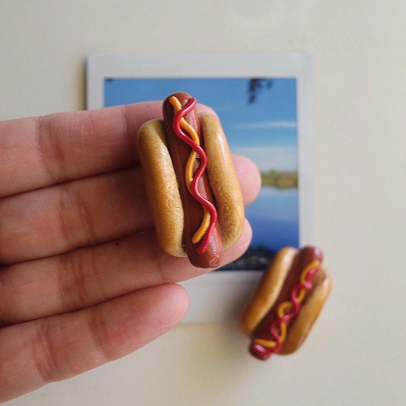 Hotdog Magnet - Mini BBQ Kitchen Decor Magnets