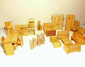 Wooden Dollhouse Furniture 24Pcs Set | Natural Wooden Dollhouse Miniatures And Family Peg Dolls | Dollhouse Furniture Set | Gift For Kids