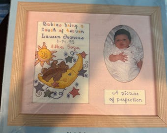 Kit de punto de cruz Candamar Designs Special Memories Pink Baby #50911 — Sellado vintage — Tamaño final 10" x 8"