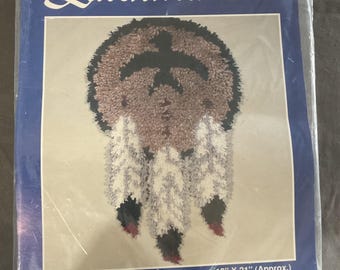 Bernat Latchmaker Thunderbird Mandala Latch Hook Kit 12x12 Sealed Vintage