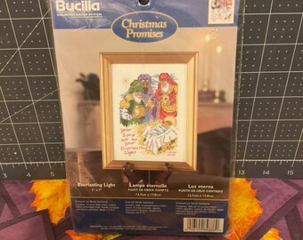 Kit de punto de cruz vintage Bucilla «Promesas de Navidad – Luz Eterna» n.° 84886 – Sellado