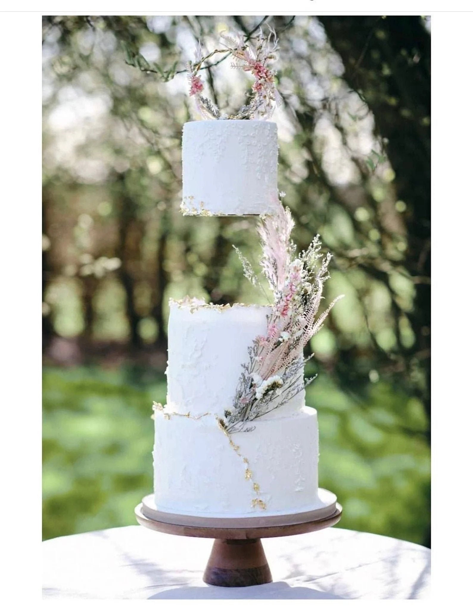 glass cake stands