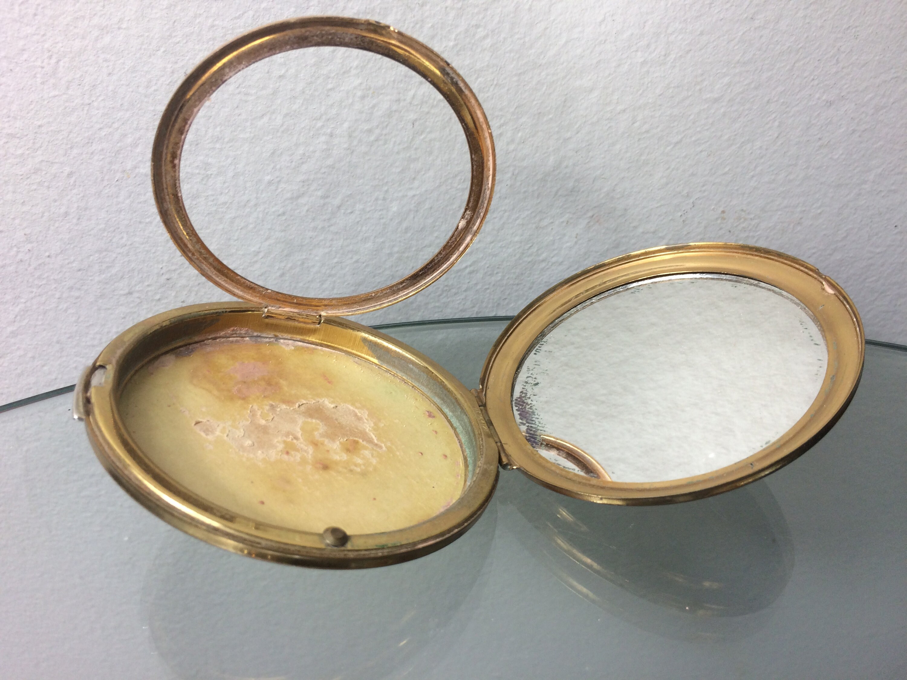 Stratton Square Solid Powder Compact Stratton Powder Compact Vintage Collectable Made in England - Etsy