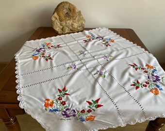 白色地花柄刺繍 テーブルクロスハンドメイドビンテージ ヴィンテージ刺繍テーブルクロス – 花柄 – 80 x 90 cm – キッチン