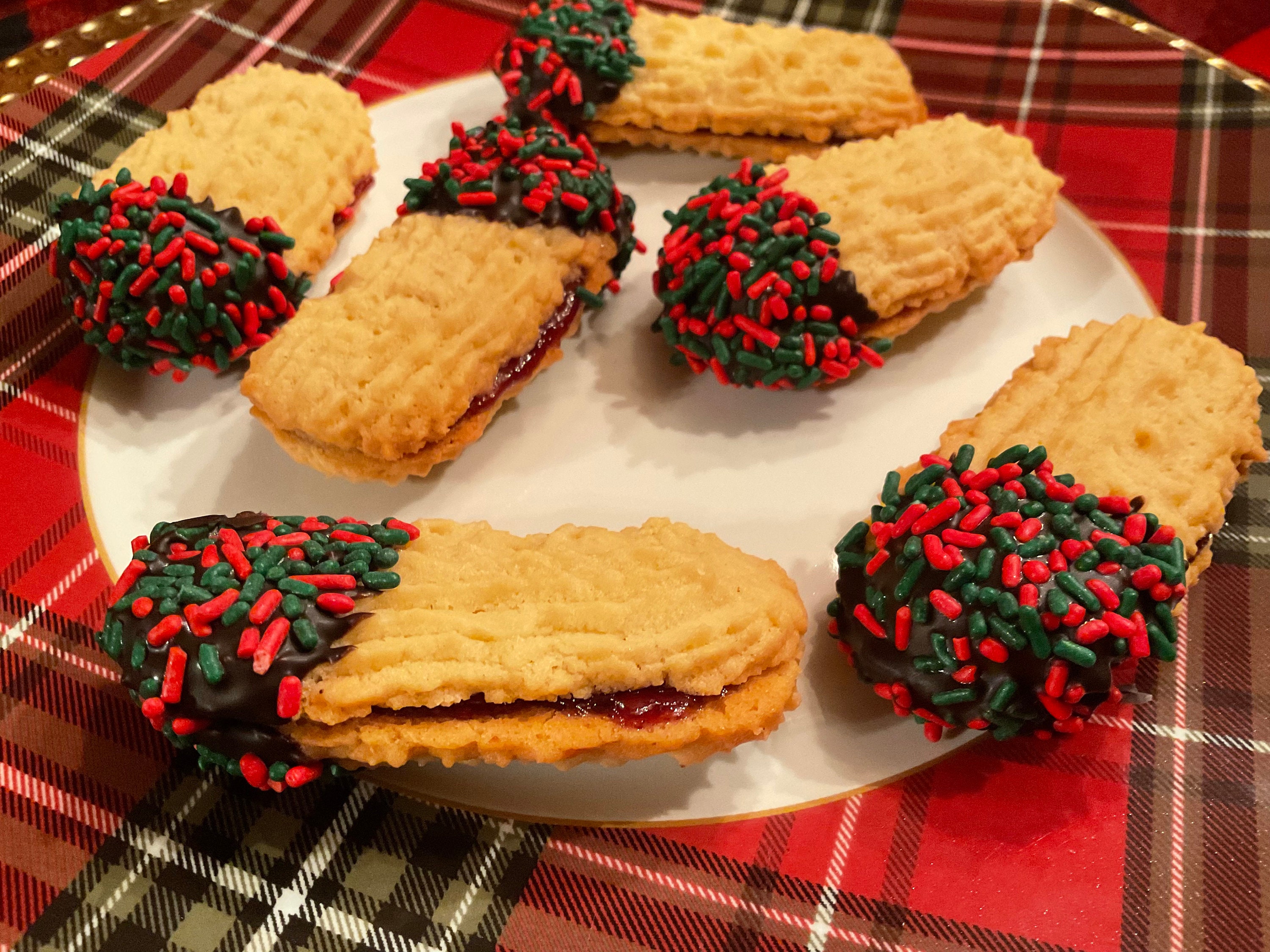 Traditional Italian Sandwich Cookies Filled With Raspberry Preserves ...