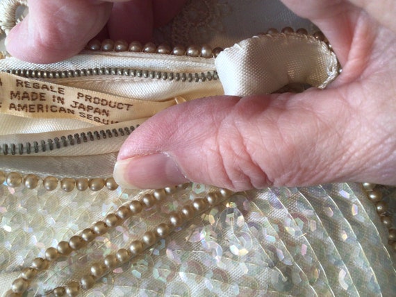 Beautiful Vintage La Regale Sequin And Faux Pearl… - image 5