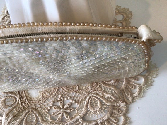 Beautiful Vintage La Regale Sequin And Faux Pearl… - image 4