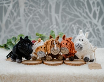 individual crochet horses