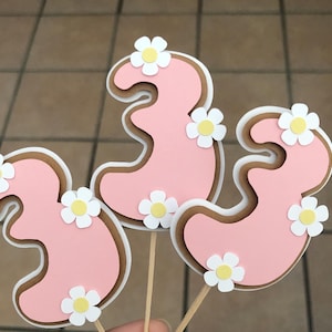 Number cupcake toppers | 3 cupcake toppers | Retro cupcake toppers | Groovy cupcake toppers | Third cupcake toppers | Number 3 cupcake