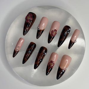 Cheetah Flower Press-on Gel Nails