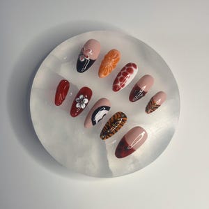 Orange Tiger Press-on Gel Nails