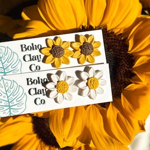 sunflower daisy studs | spring | summer | polymer clay earrings