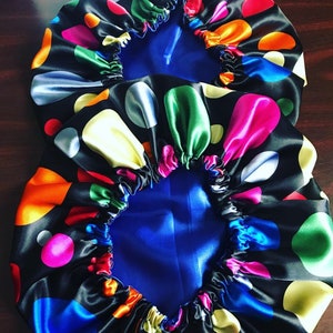 Satijn Motorkap (Black Polka FroSak) Double Layer Satin Bonnet voor Natuurlijk Krullend Haar