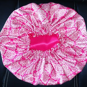 Satin Häubchen (Hot Pink Damask FroSak) doppellagige Satin Haube für natürliches lockiges Haar