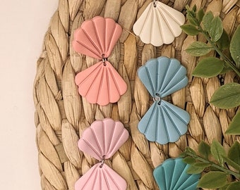 Boucles d'oreilles d'été en argile, boucles d'oreilles en coquillage, boucles d'oreilles en argile de plage, boucles d'oreilles pendantes en argile, boucles d'oreilles en titane, boucles d'oreilles légères faites main