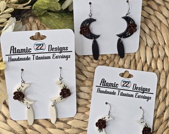 Celestial earrings, polymer clay floral moon earrings, moon dangle earrings, titanium earrings, neutral floral jewelry, jewelry gift for her