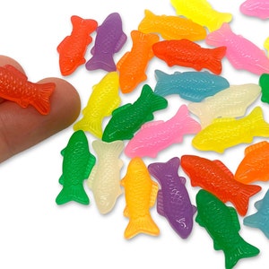 10pcs Candy Fish Cabochons Mixed Colors - Fake Gummy Decoden - Resin Slime Charms - Faux Food for Fake Bakes