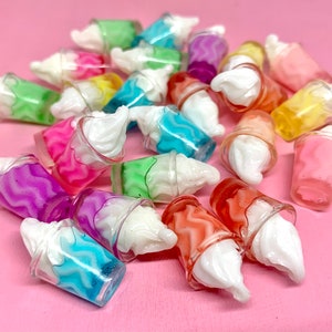 10pcs Miniature Ice Cream Sundaes or Floats - Realistic Doll Food Props - 3D Resin Cabochons for Slime, Jewelry Making, or Decoden