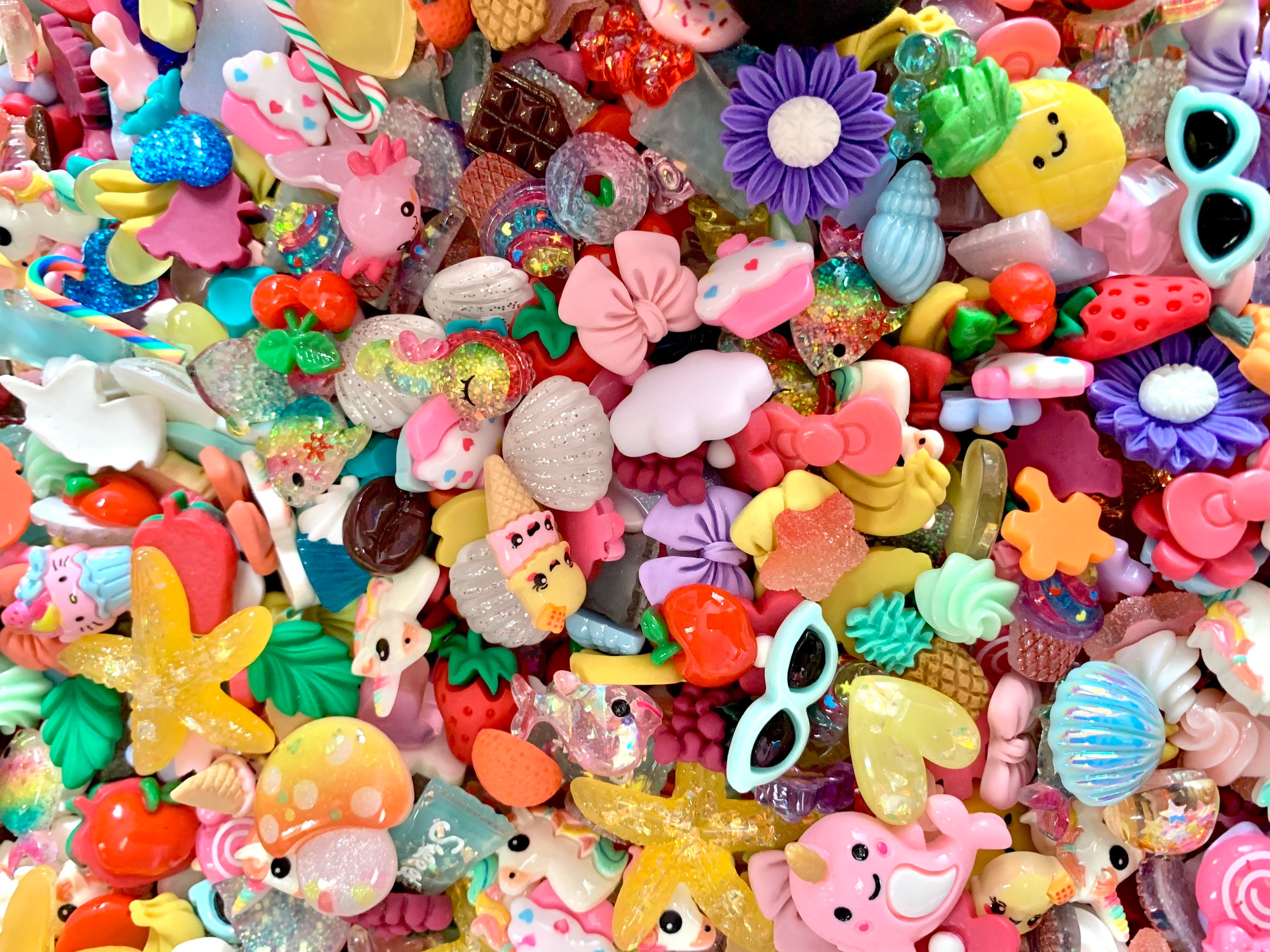 20pcs Random Surprise Resin Cabochons - Flatback Charms for Slime or Decoden Variety Value Pack - Mixed