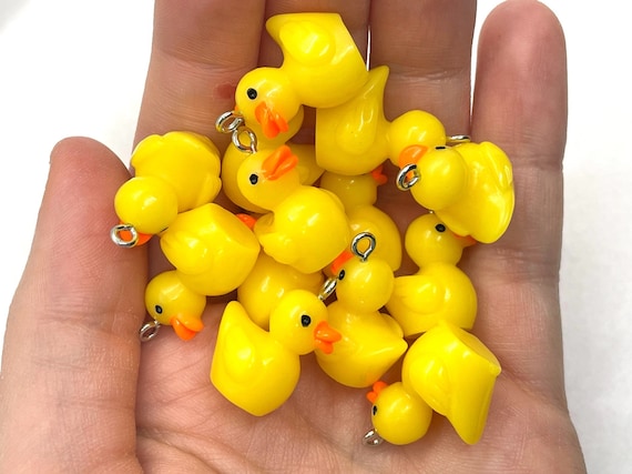 80Pcs Luminous Duck Charms Glow In The Dark Beads Mini Resin Duck Shape...