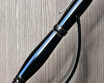 Bolígrafo Executive Twist estilo cigarro - Acrílico - "Línea Azul Delgada" con detalles en titanio negro