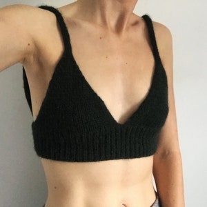 Knit Bralette Pattern, Beginner Knitting Pattern, Knit Bra Pattern, Bra Knitting Pattern, Summer Knitting Project, Knit Crop Top Download