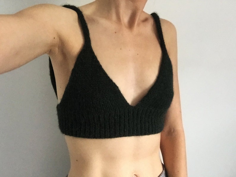 Knit Bralette Pattern, Beginner Knitting Pattern, Knit Bra Pattern, Bra Knitting Pattern, Summer Knitting Project, Knit Crop Top Download