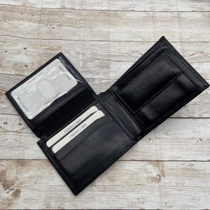Leren portemonnee voor heren, gegraveerde leren portemonnee, minimalistische portemonnee, gepersonaliseerde portemonnee, aangepaste portemonnee, gepersonaliseerde cadeaus, kerstcadeau Black