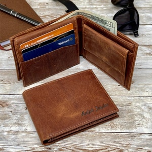 Engraved Mens Wallet | Personalized Wallet | Groomsman Gift | Bifold Wallet | Father's Day Gift | Monogram Wallet | Groomsman Wallet