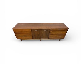 Mid-Century Modern American of Martinsville Dania Walnut Dresser