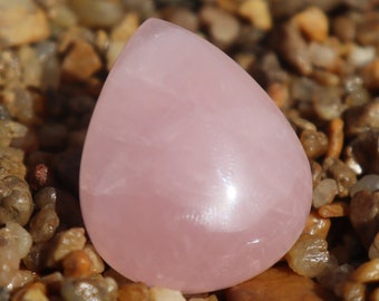 Belle pierre gemme naturelle de quartz rose, forme de larme, pierre gemme lâche faite main de cabochon pour la fabrication de bijoux pendant