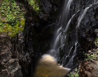 Das Schwarze Loch, Kalkutta Falls
