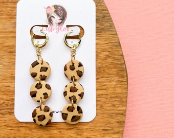 Amazing skipping stone leopard print gold huggie dangle earrings