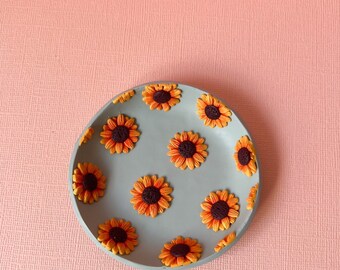 Beautiful sunflower polymer clay trinket ring dish