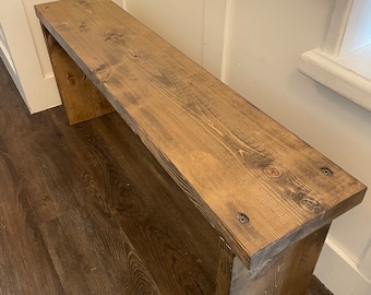 Rustic Farmhouse Entryway Bench