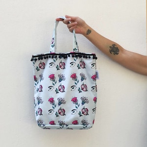 Totebag en toile, fabriqué en Grèce, motif œil grec traditionnel, fait à la main