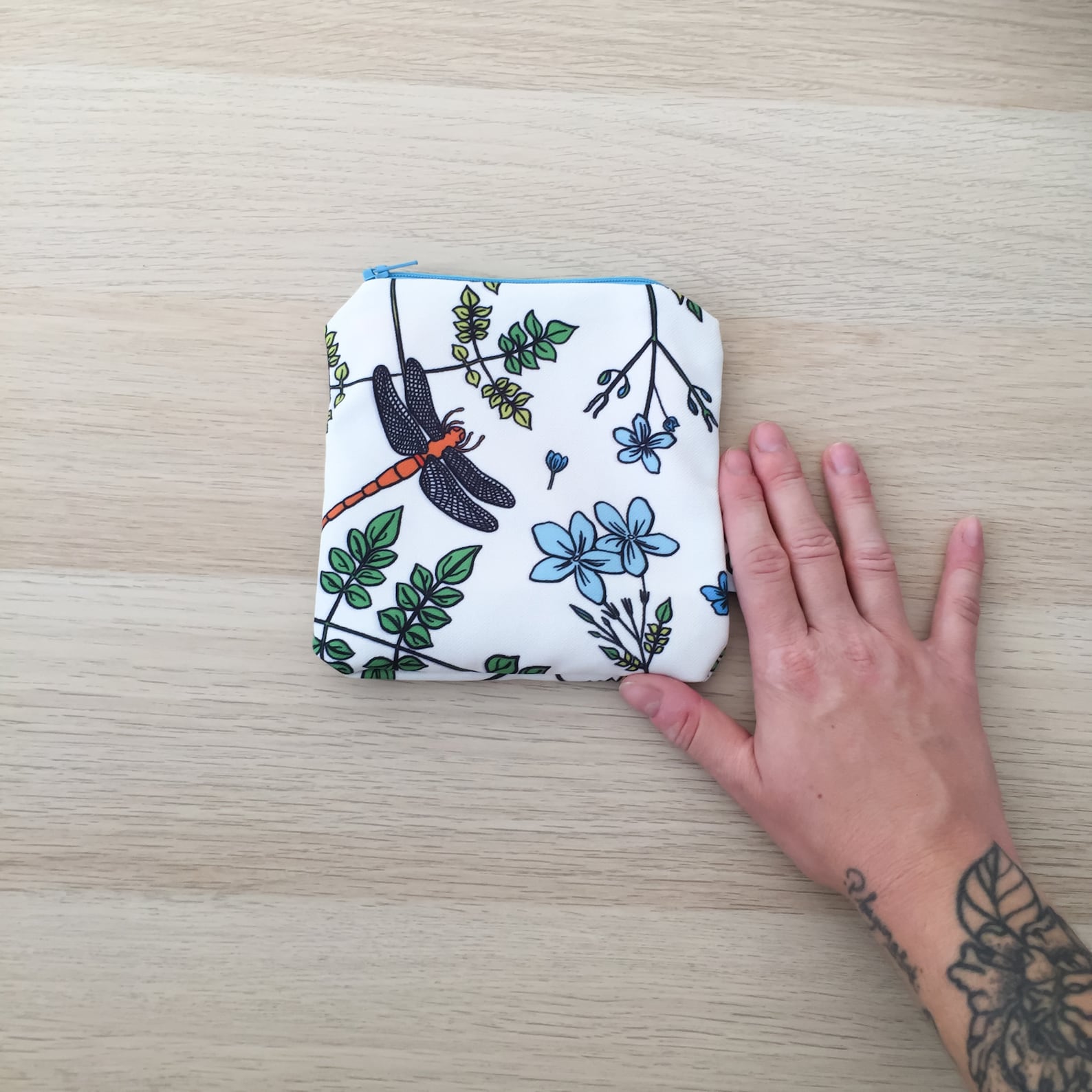 Bolso de tela linda con cremallera patrón de libélula de Etsy Bolso de tela linda con cremallera patrón de libélula de Etsy