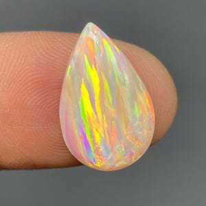 Bello Opal - Stunning Pear Shaped Jelly Opal Gemstone - Welo Fire Opal Cabochon for Jewelry - Unique Balloon Opal - For Her - Nebula Opal